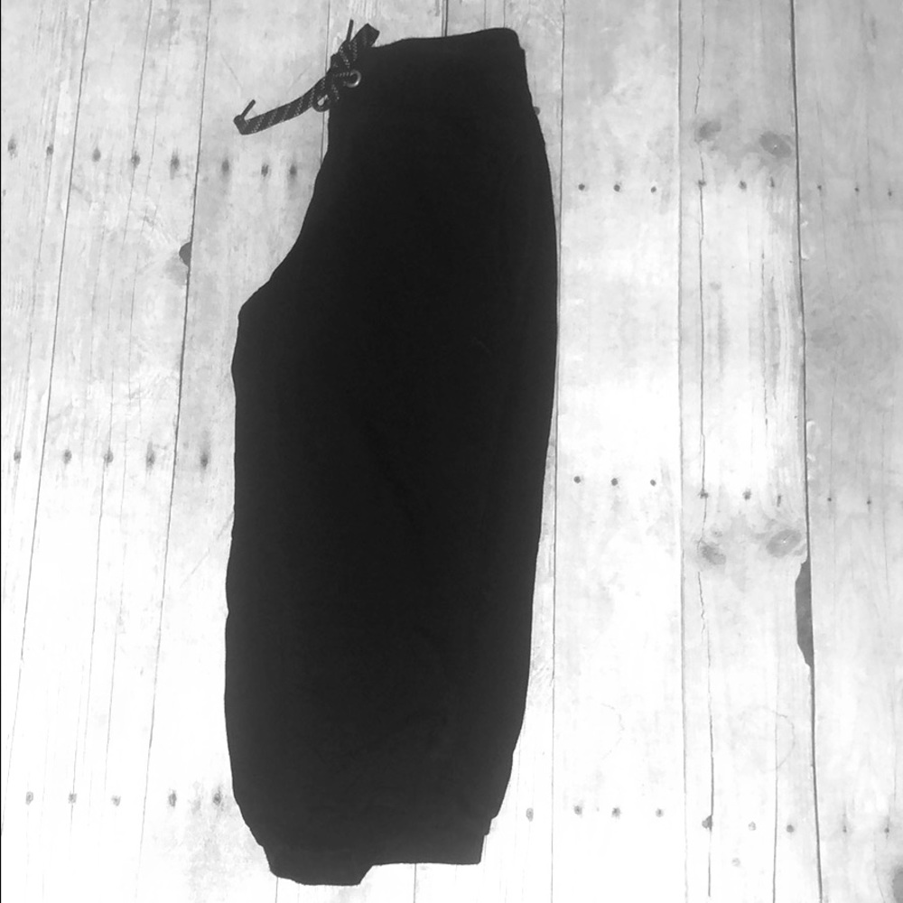 Puma cropped pants